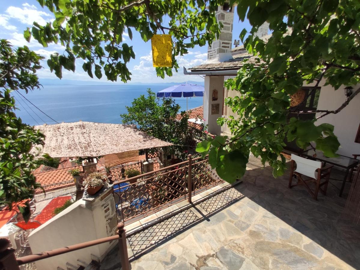 The Pagasetic Balcony - Magestic Sea Cottage Volos Exterior photo